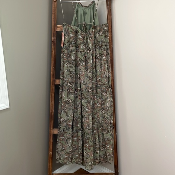 Cute summer dress!! NWT - Picture 5 of 7